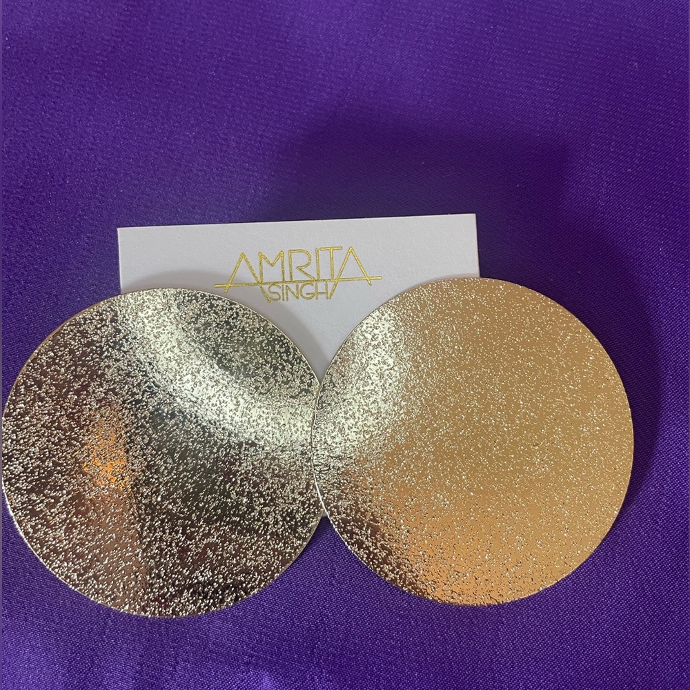Gold disc earrings